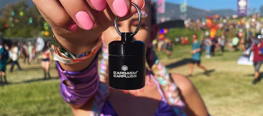 Person is showing the case for eargasm earplugs