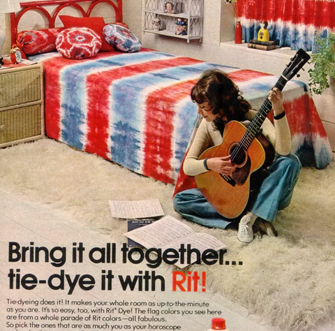 1967 print ad for Rit dye advertising interior decorating with tie dye