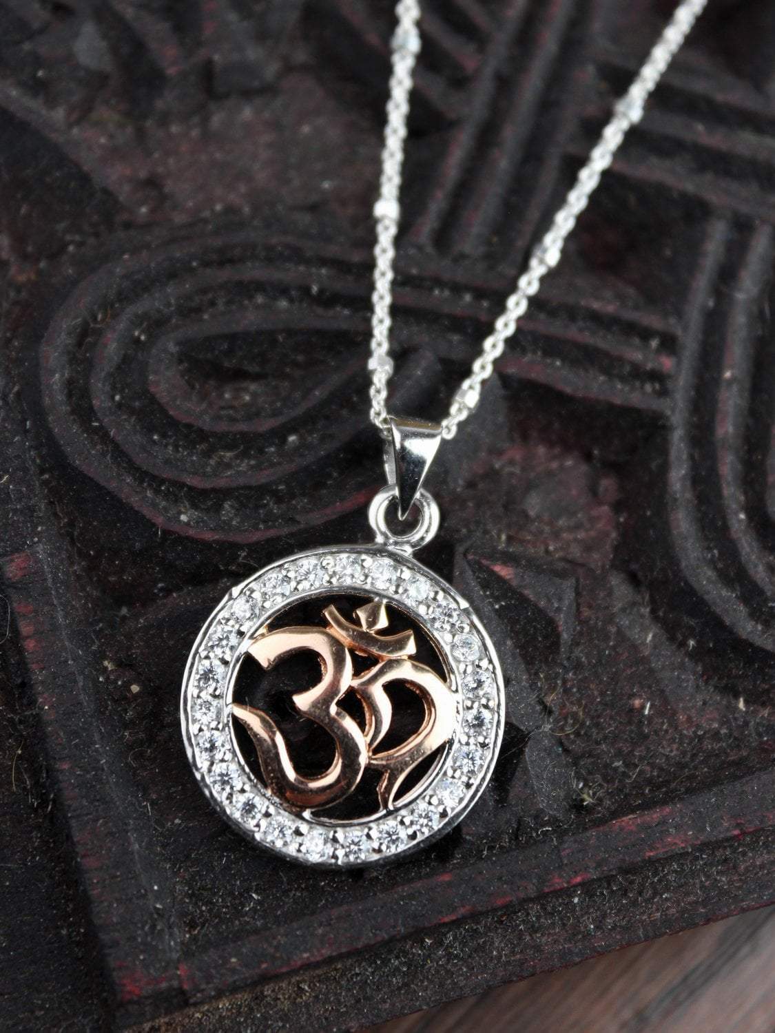 Sparkling Om Pendant Necklace - DharmaShop