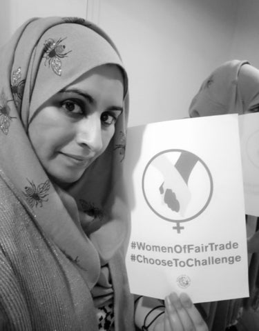 Six Items Challenge 21 with Sabeena Ahmed and Labour Behind The Label, International Women's Day 21 Poster #WomenOfFairTrade #ChooseToChallenge