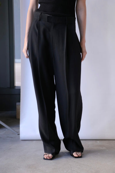 Bassike Pleated Straight Leg Pant in Black | WE ARE ICONIC