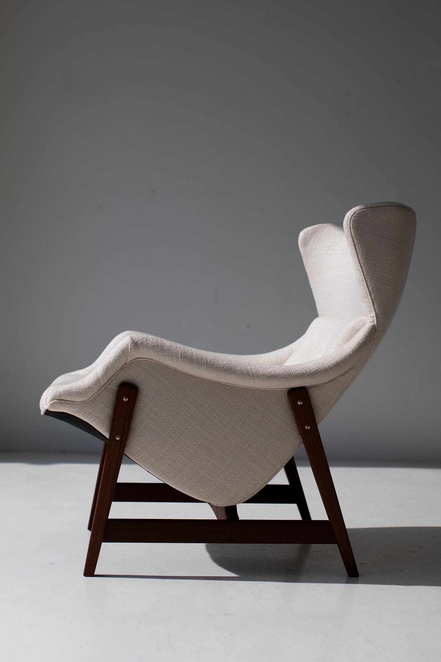 Mid Century Modern Lounge Chair – theswankyabode.com