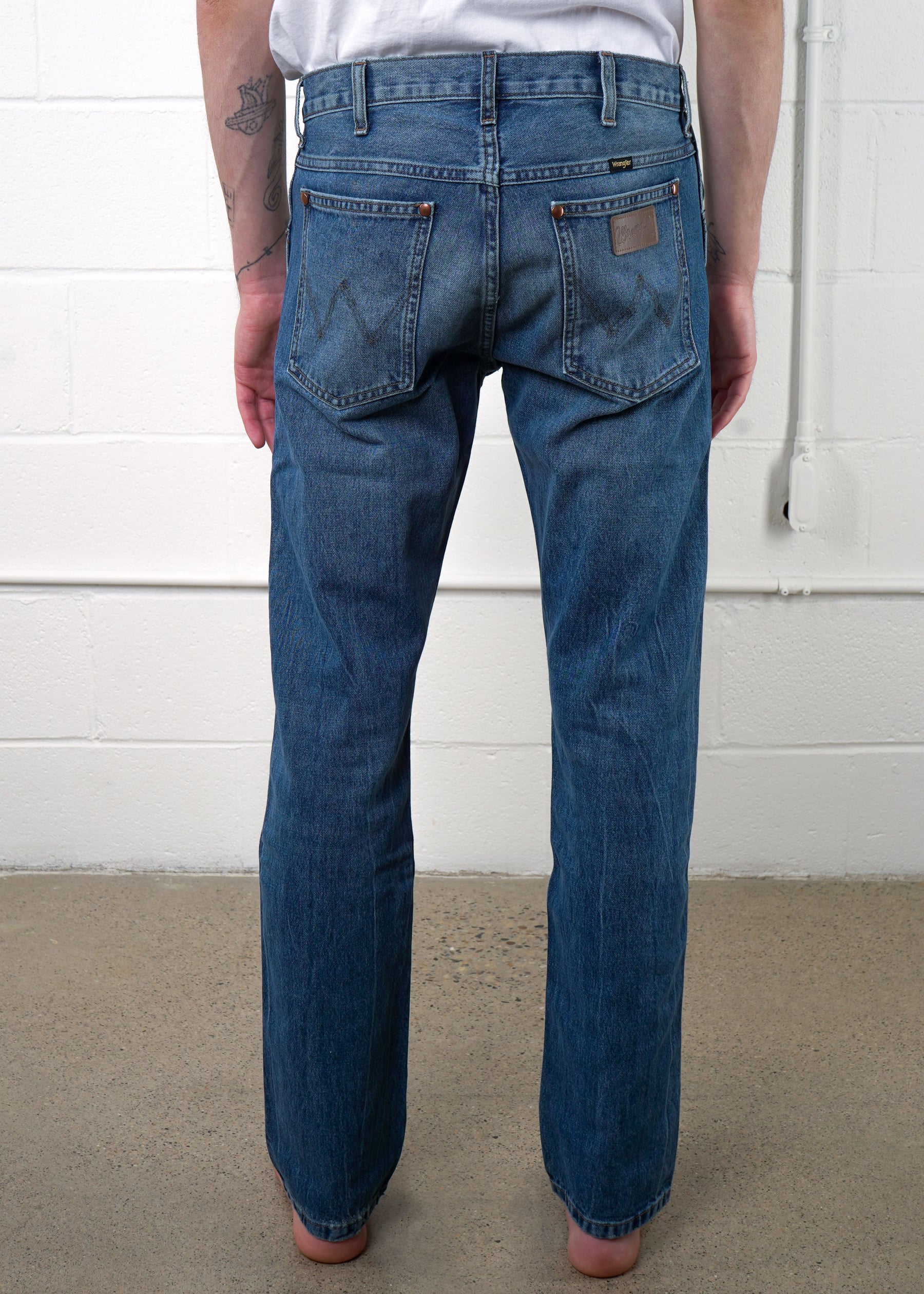 Wrangler - Icons Slim Fit - 3 Year Wash | Hardpressed Print Studio Inc.