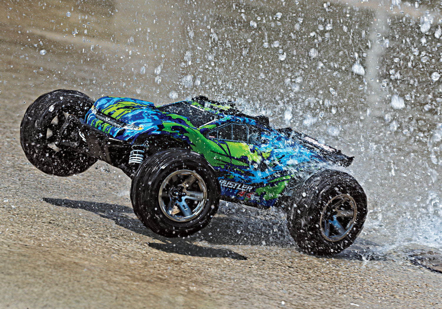 traxxas rustler 4x4 vxl brushless rtr