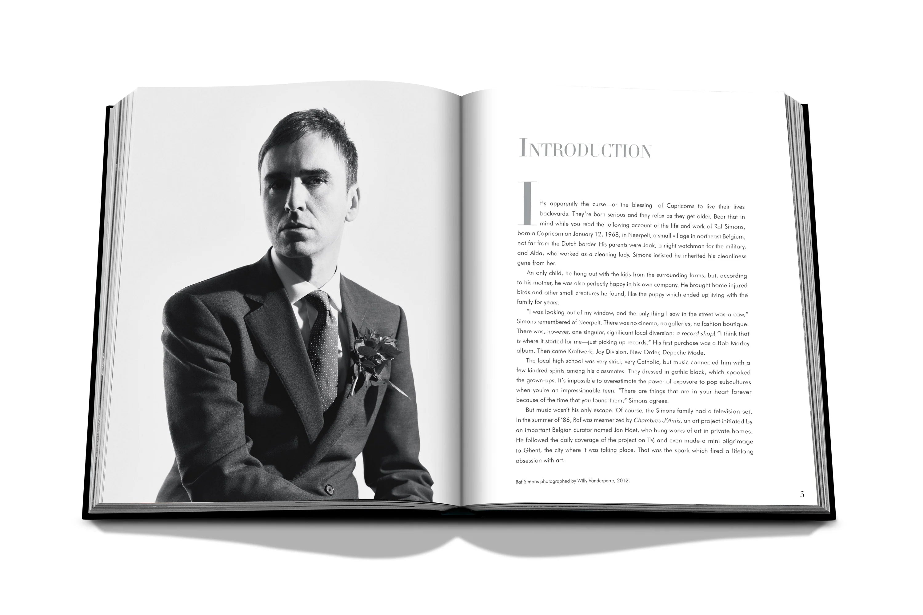 Dior under the Design of Raf Simons