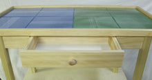Deluxe Extra Large 8 plate activity table with wood drawer.