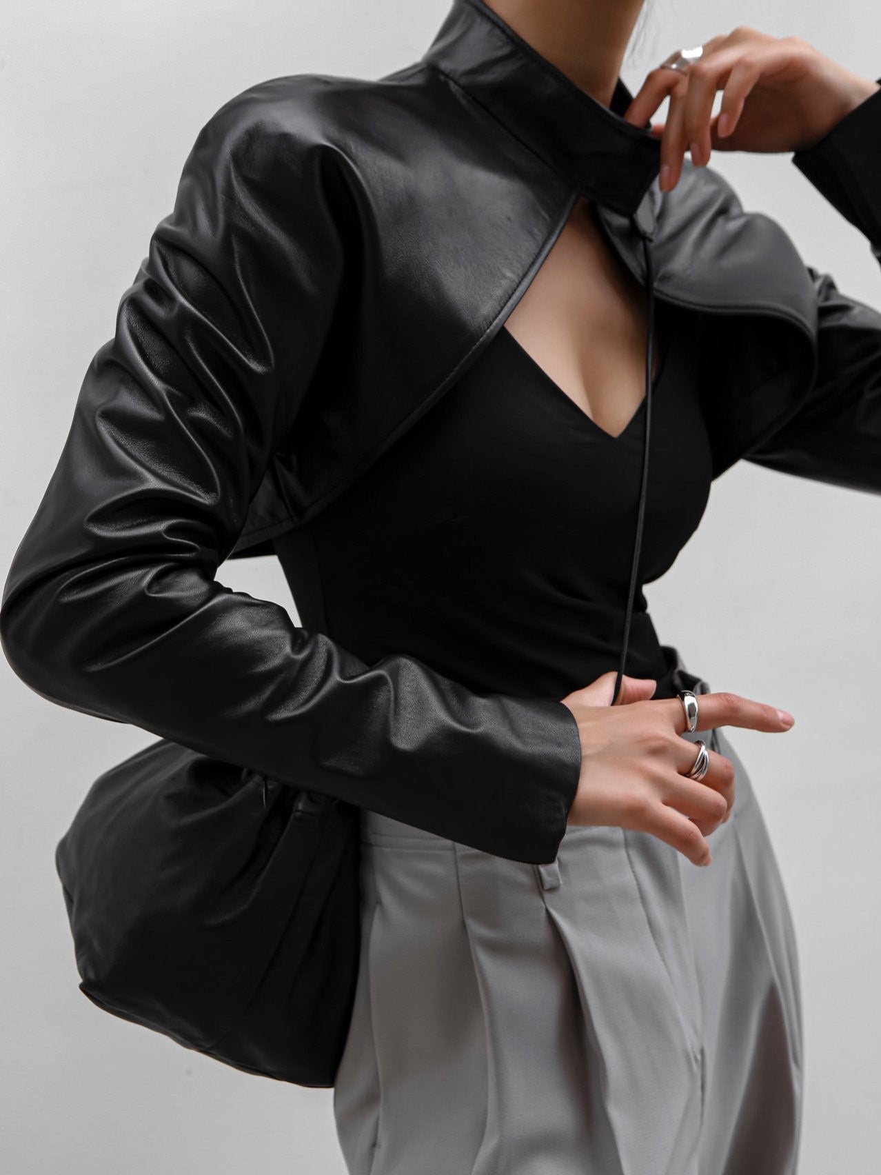 CROPPED LEATHER BIKER JACKET – MINUSEY