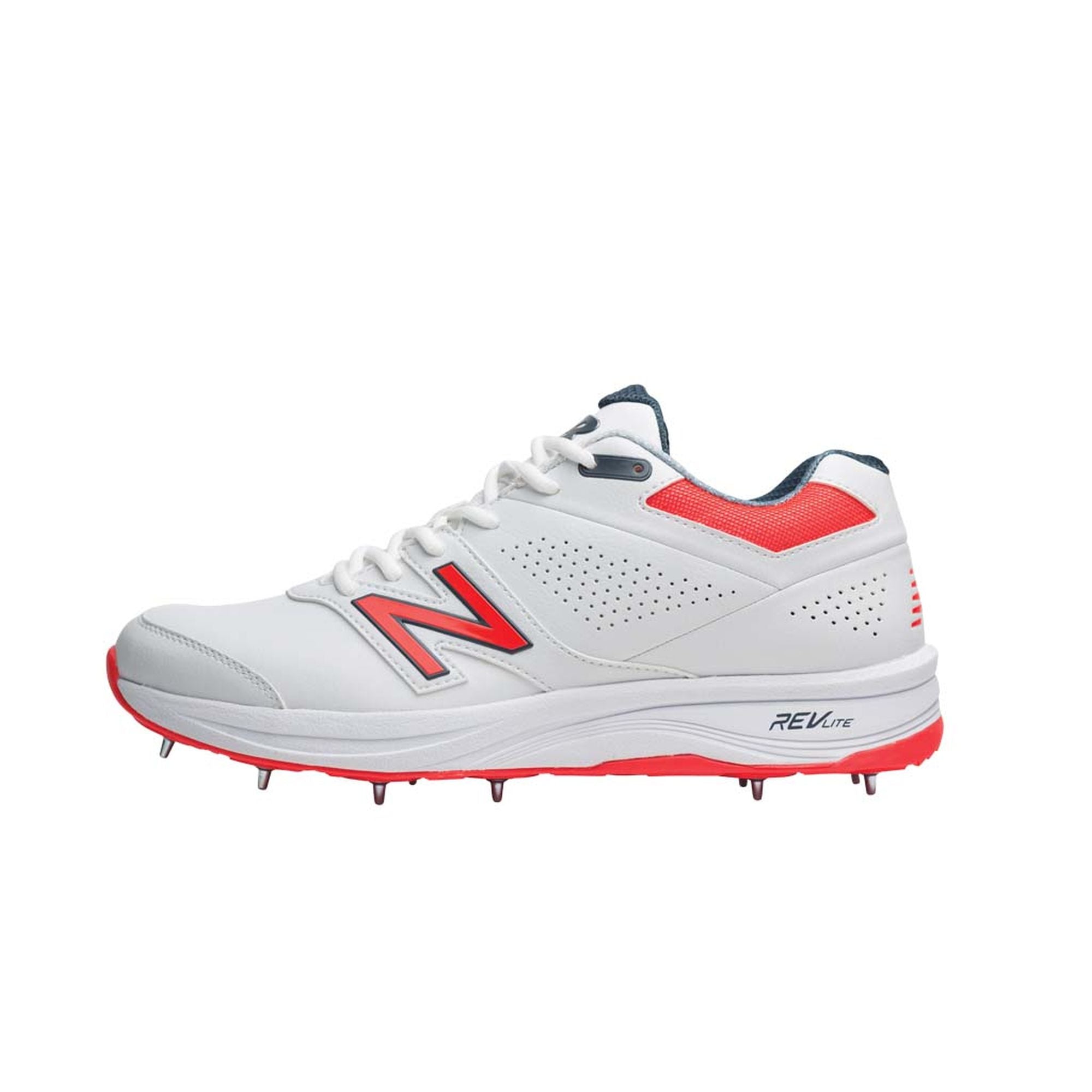 new balance cricket spikes