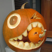 Jack-o-lantern_pumpkin_carving_bite