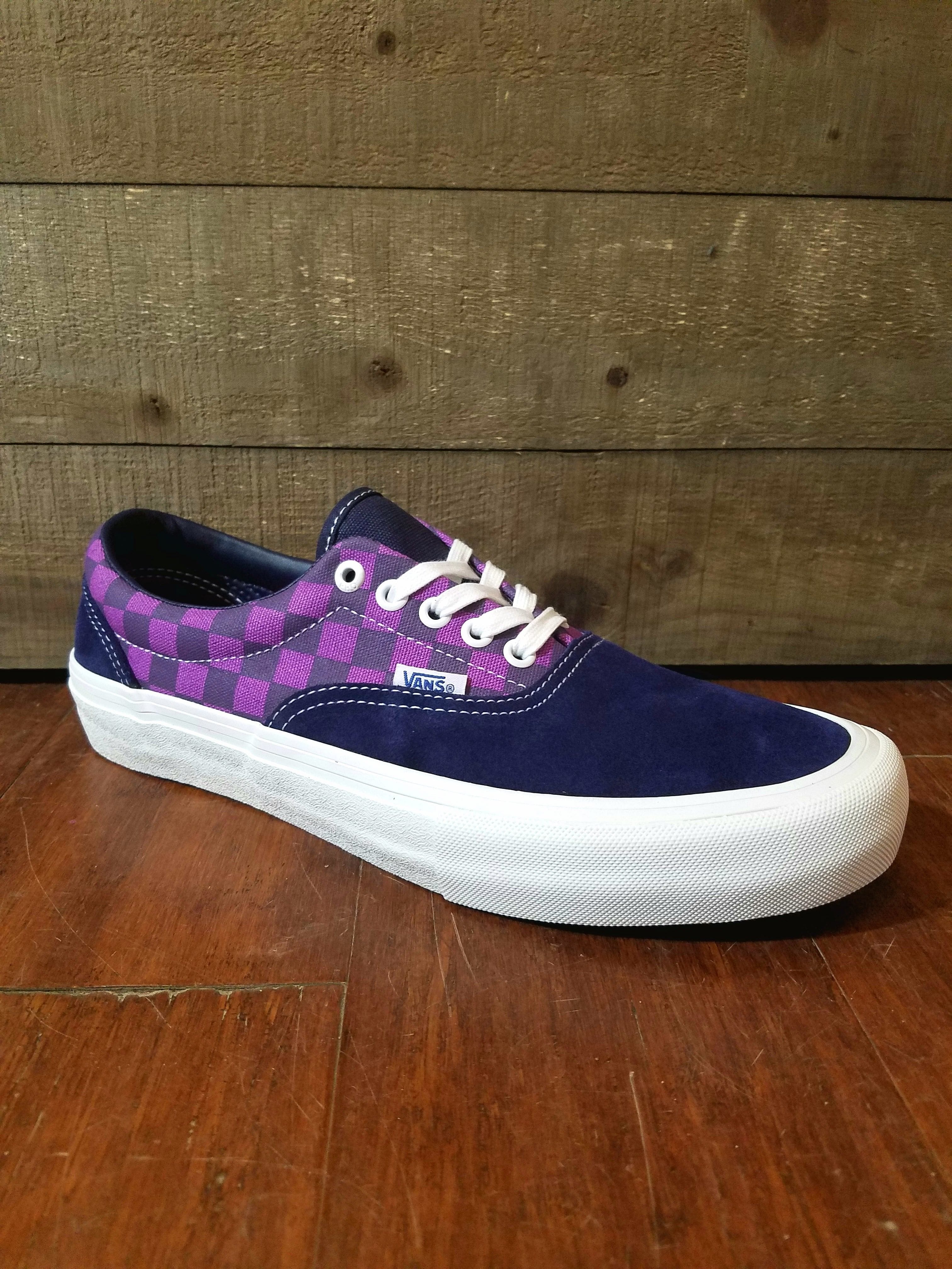 vans era purple