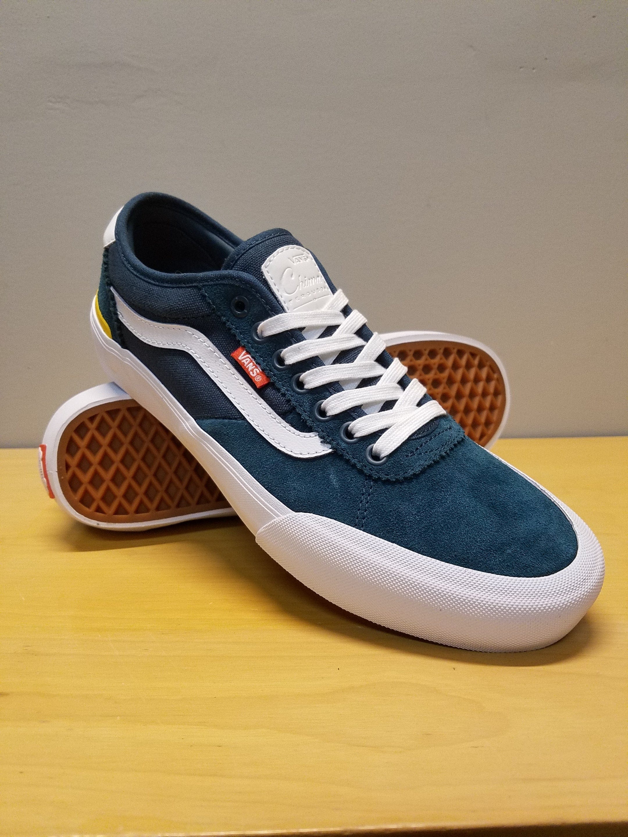 vans chima pro navy