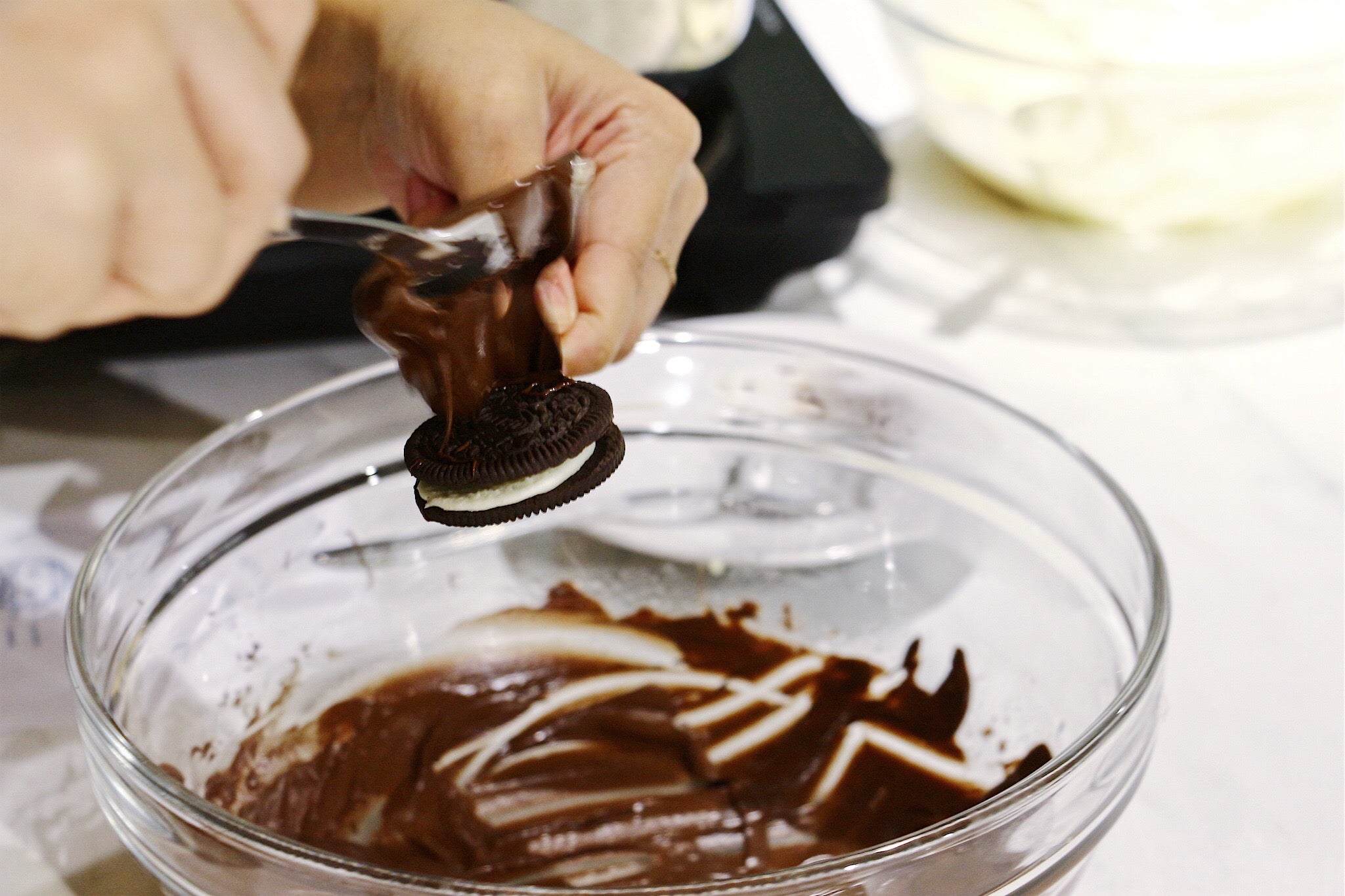 simple Oreo cake pops halloween recipe