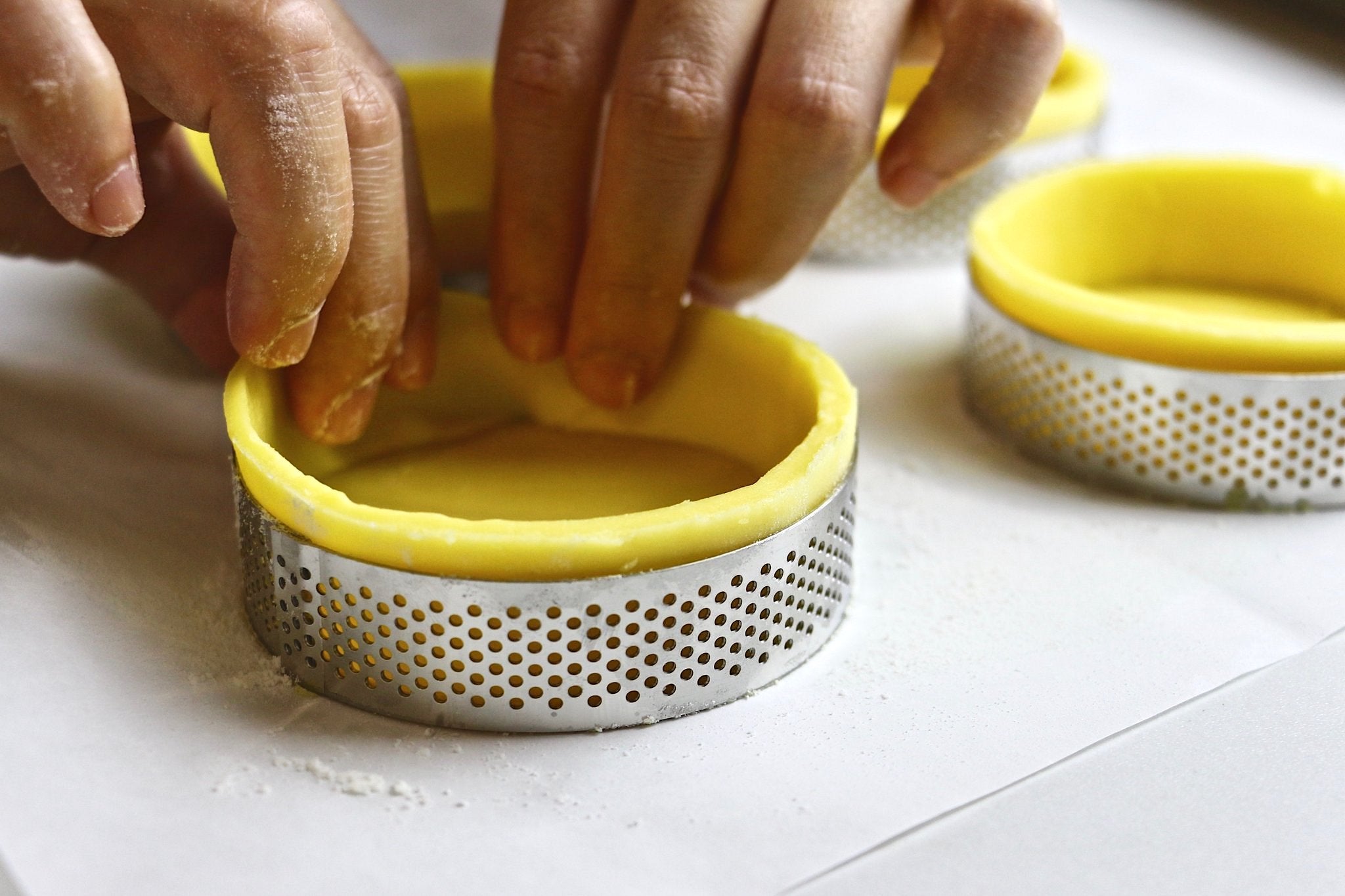 Perforated Round Tart Rings (8cm)