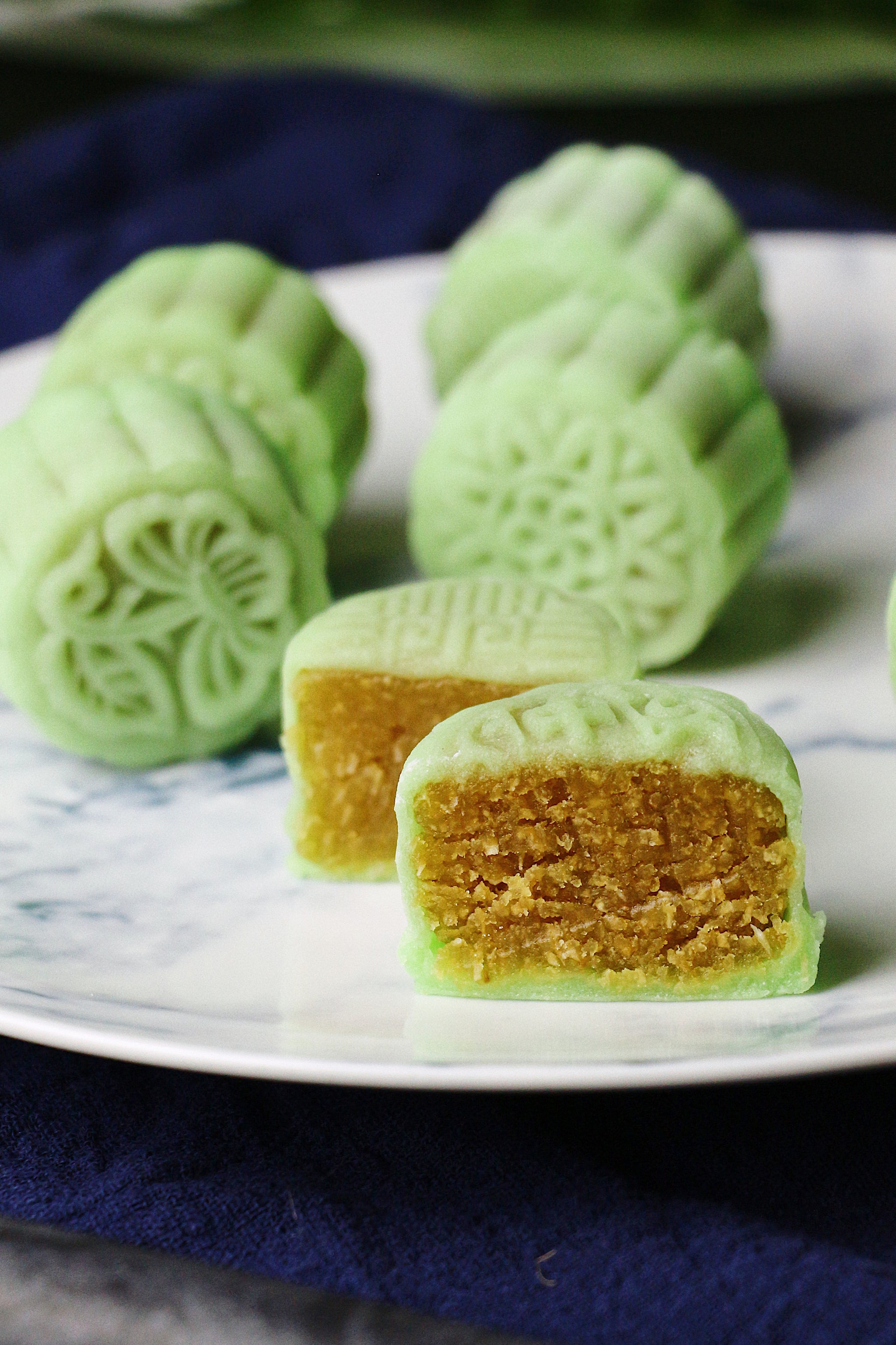 Ondeh Ondeh Mooncakes | ~30 small / ~18 large pieces