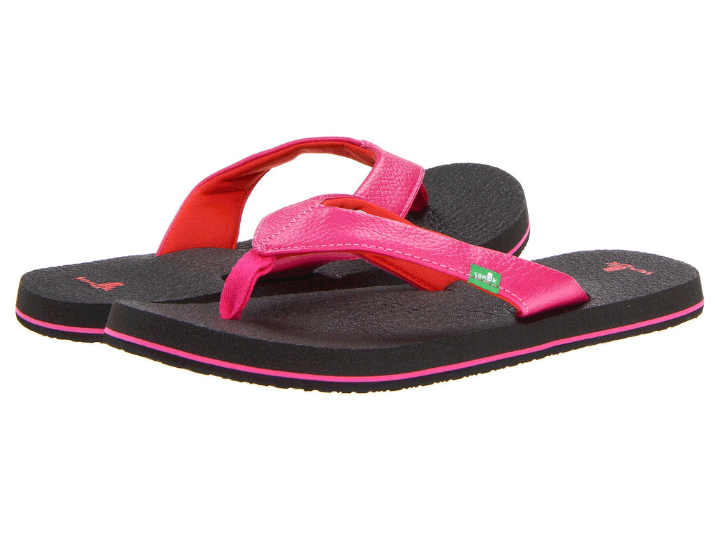 black sanuk flip flops