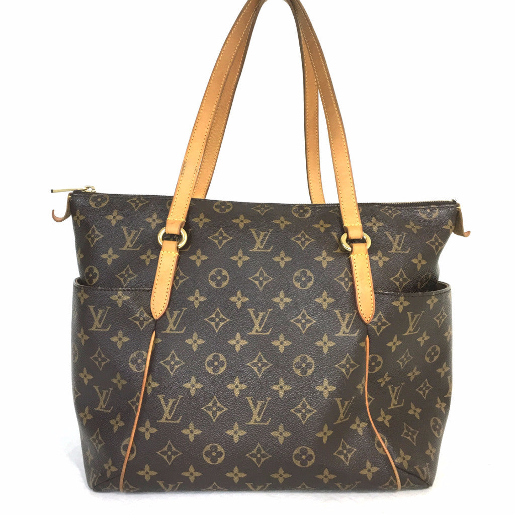 LOUIS VUITTON Totally MM Bag in Monogram – Pretty Things Hoarder