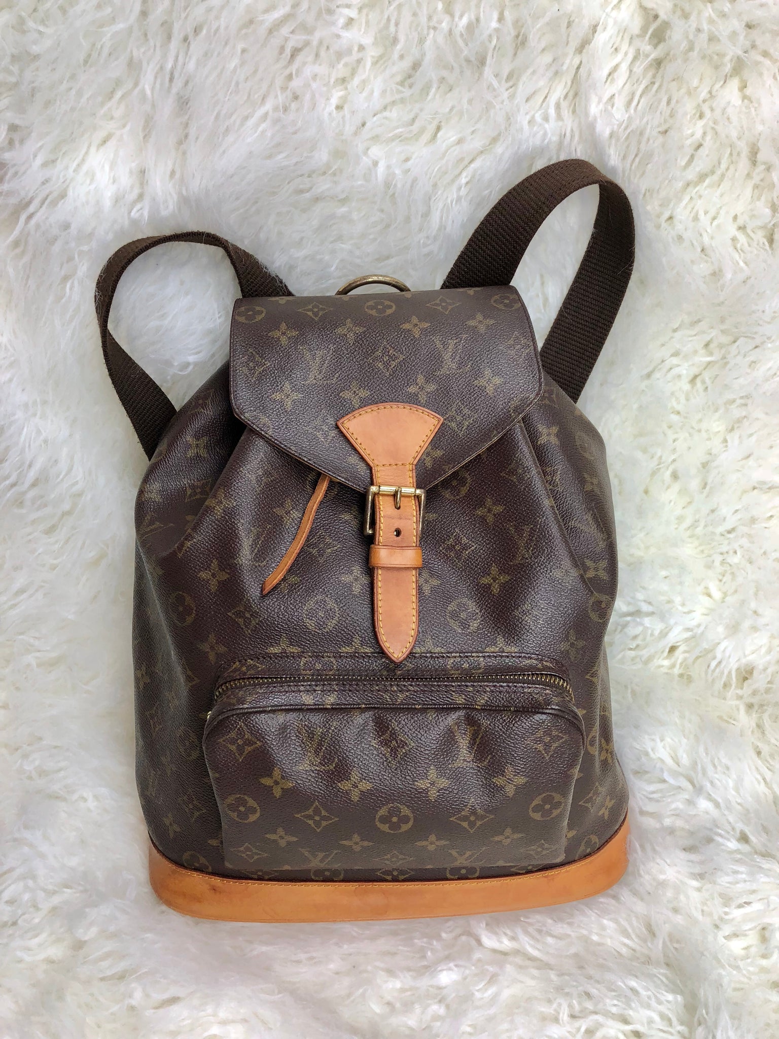 Louis Vuitton Monogram Montsouris GM Backpack 9LZ1019 at 1stDibs