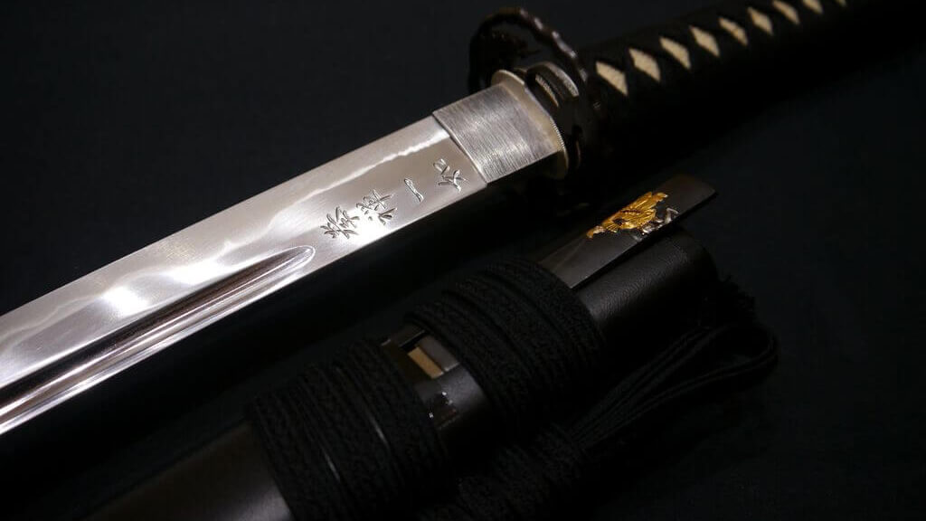 Restaurer la lame oxydée d'une épée ou d'un katana
