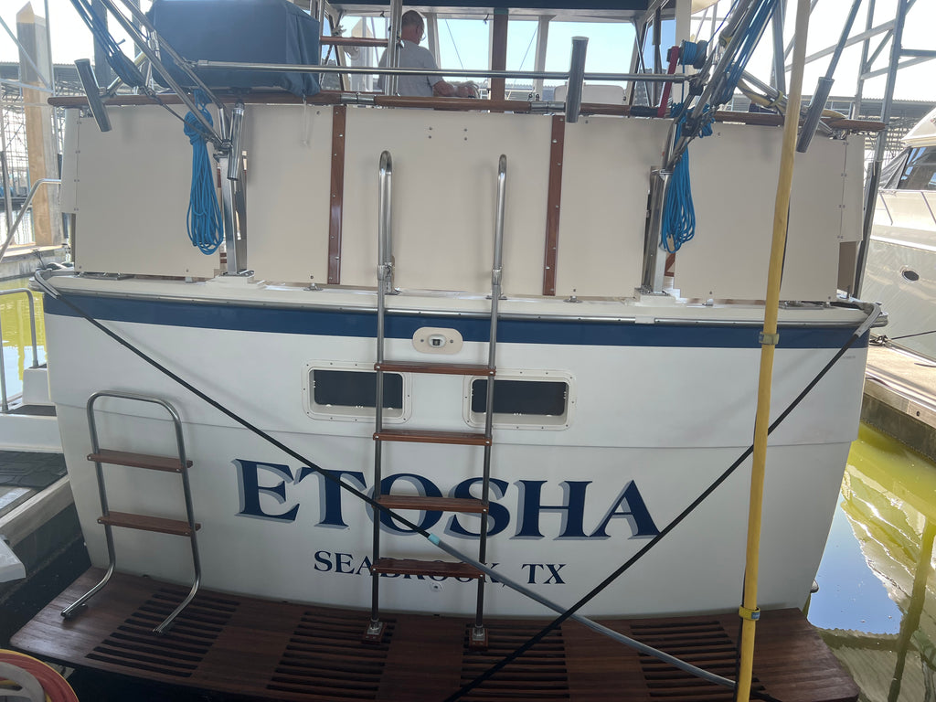 Veronica's boat Etosha by Veronica Jeans Ecommerce Queen & Bestselling Author of Shopify books