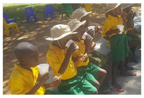 Educar a los niños de Namibia bajo el sol