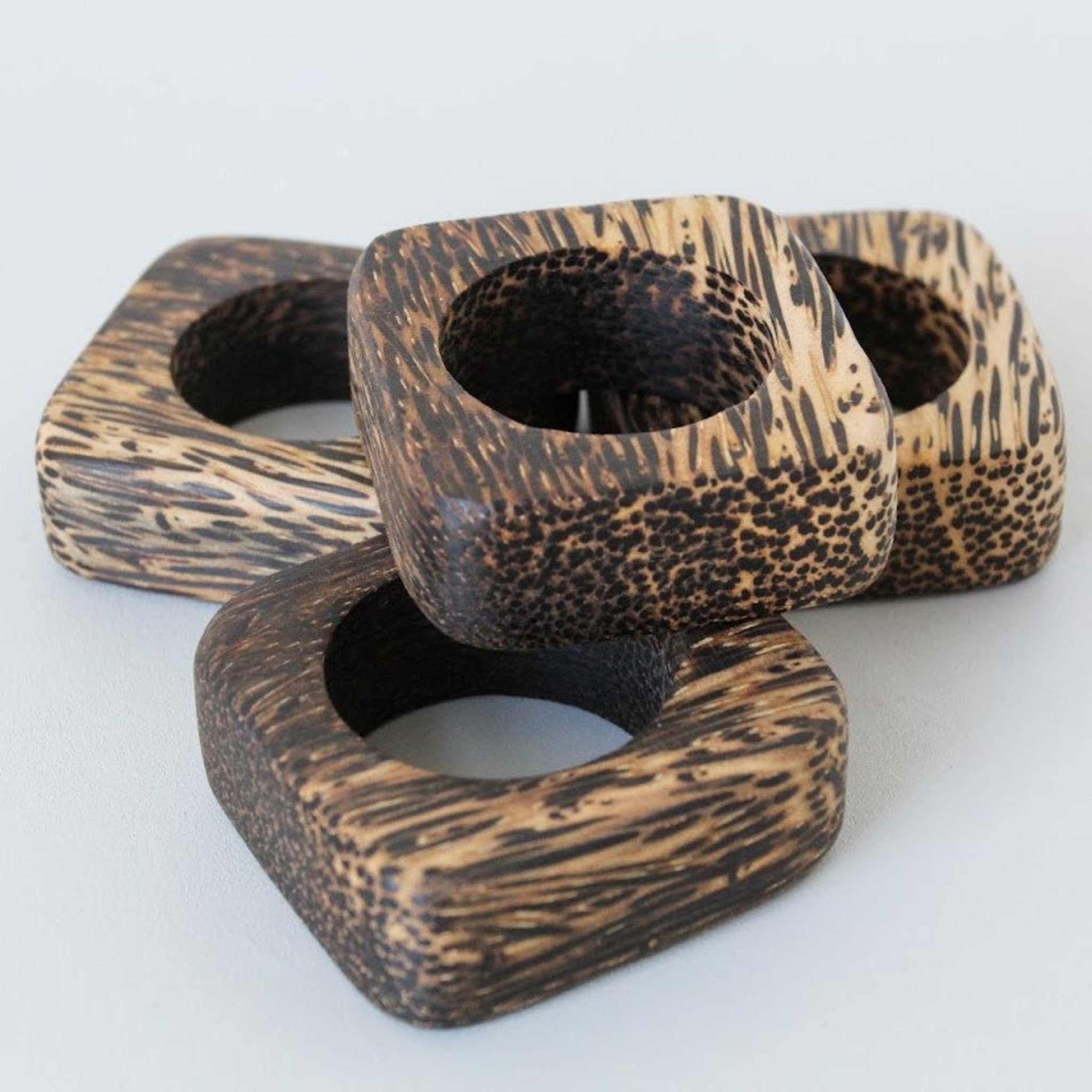 Palm Wood Napkin Ring Set