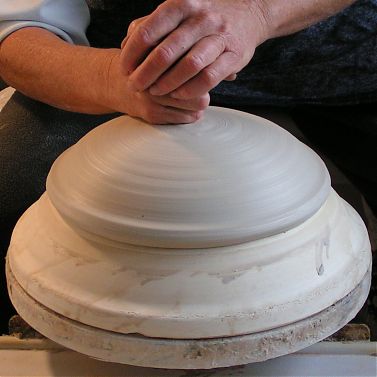Plaster bat system for the potter's wheel