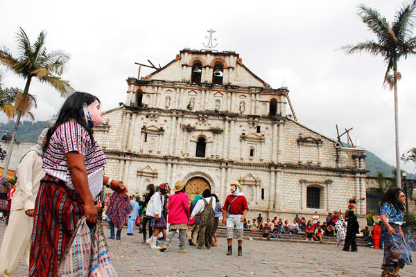 hiptipico lifestyle blog, travel guatemala, negritos guatemala, visit guatemala, corpus cristi traditions, latin america travel blog, female travel blog, living abroad, panajachel culture, guatemala culture, lake atitlan