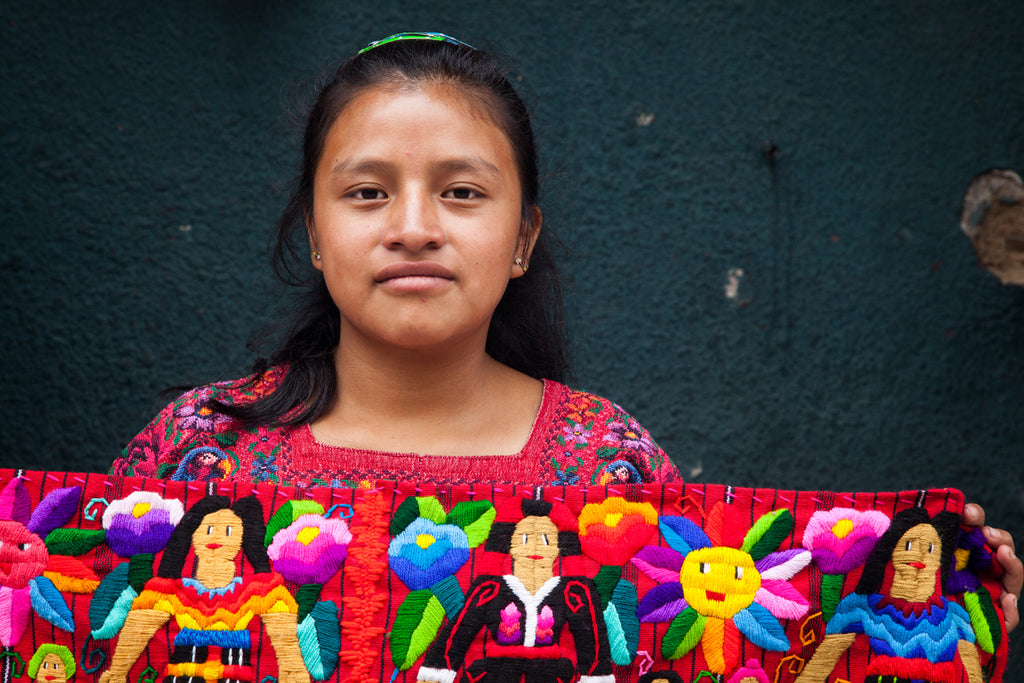 Hiptipico Travel Blog, Guatemala, Ethical Fashion, Mayan Artisans, Photojournalism, Chichicastenango, Fair Trade,