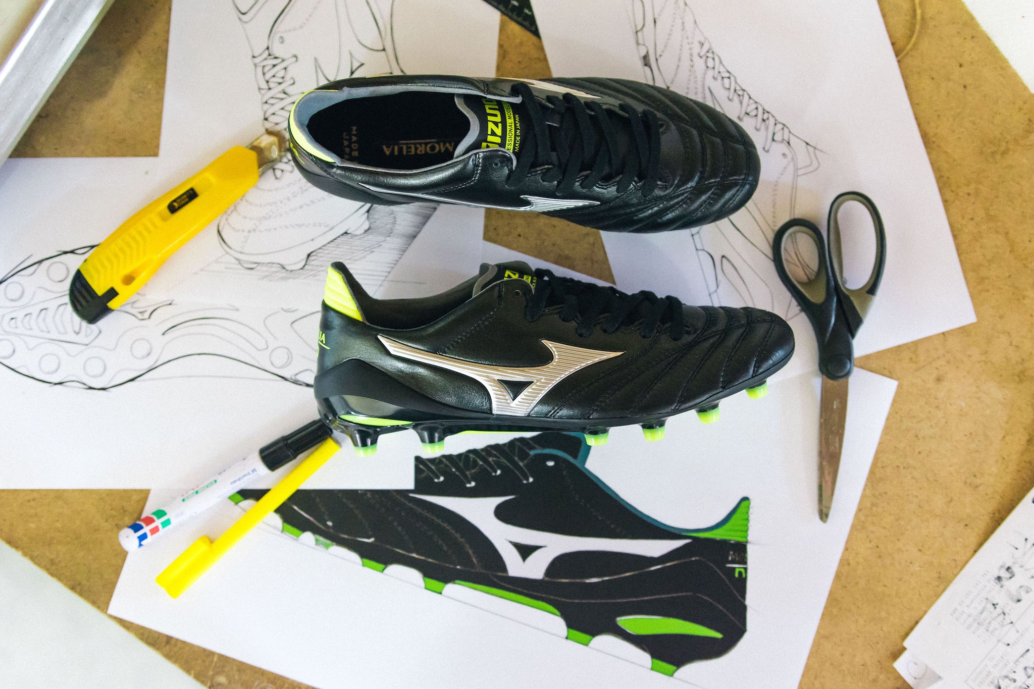 mizuno morelia neo yellow black