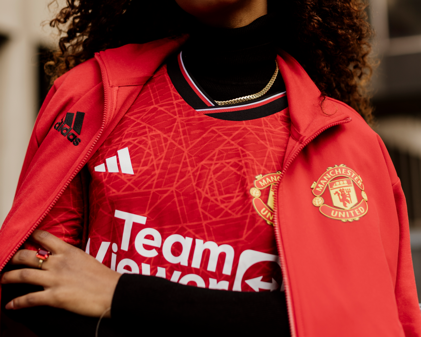 Manchester United Home 2023/24, The proud Lancashire Rose