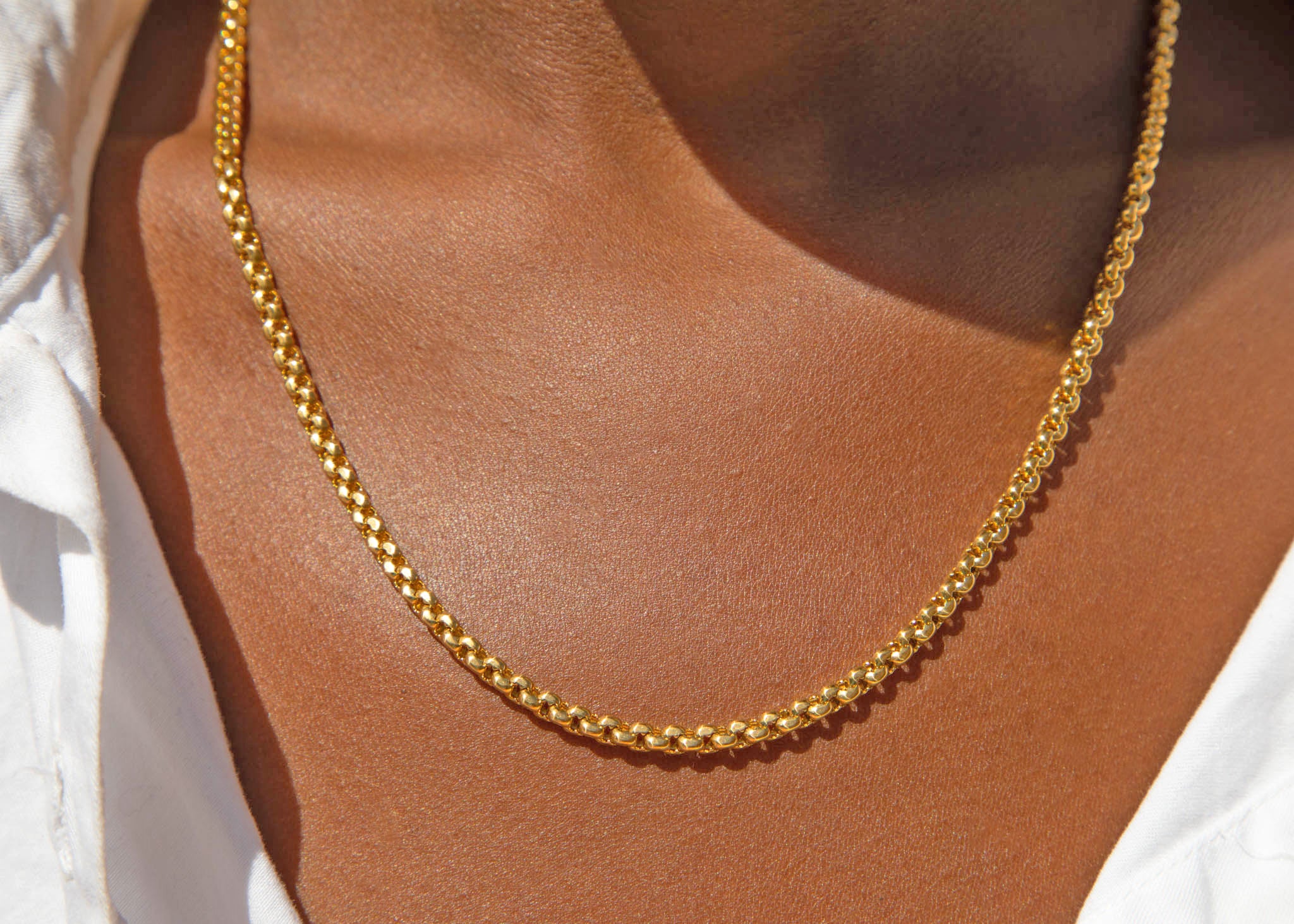 18ct gold belcher necklace