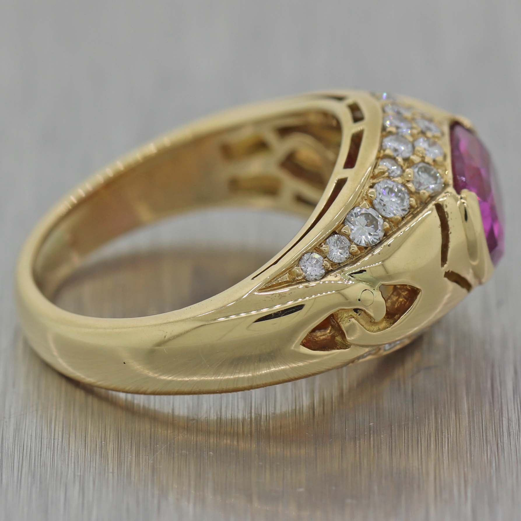 Vintage Bvlgari Bulgari 18k Yellow Gold  Pink Sapphire Diamond