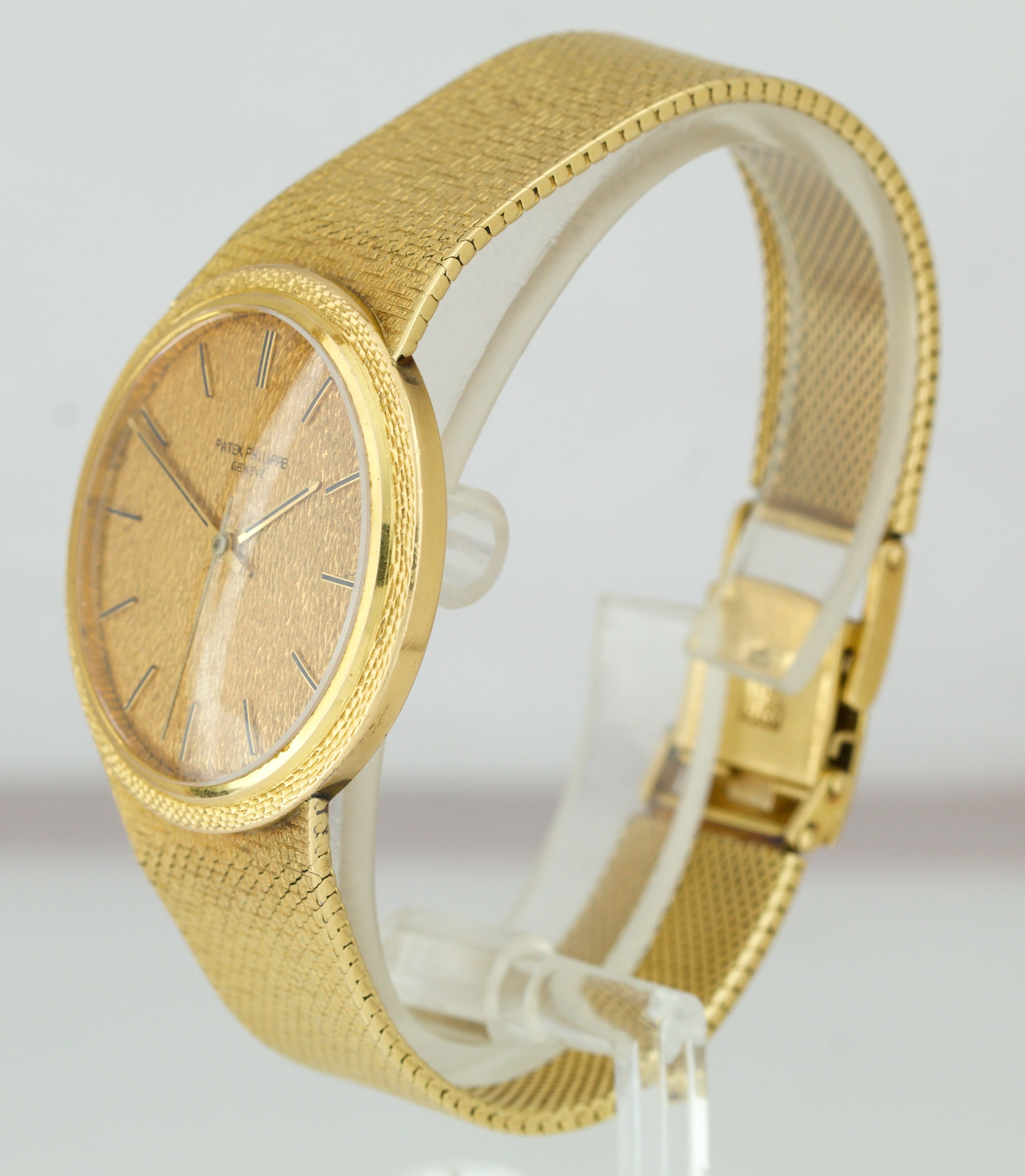 Vintage Patek Philippe Back Wind 35mm Automatic 3569 18K Yellow Gold M