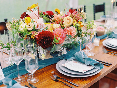 eception flowers and table setting