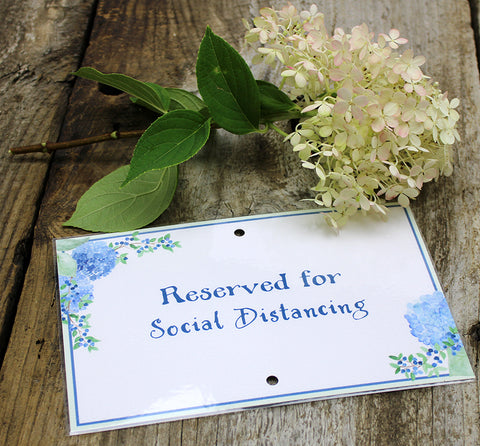 hydrangea wedding table sign