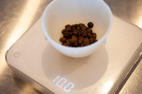 【カッピングの手順】4段階からコーヒーを評価する