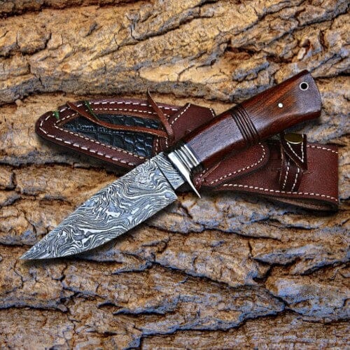 Walnut Damascus Bushcraft Knife  Yellowstone Spirit Southwestern