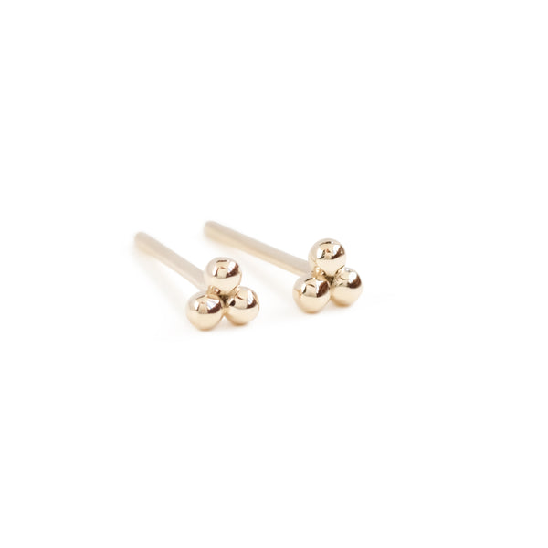 The Tres Stud Earrings in Yellow Gold