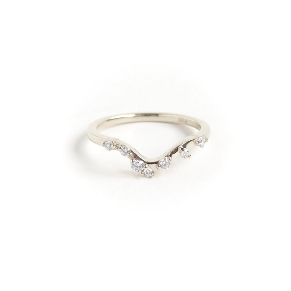 Scattered Diamond Arch Band in White Gold
