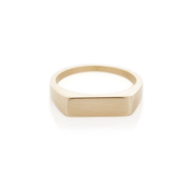 Rectangle Signet Ring in Yellow Gold