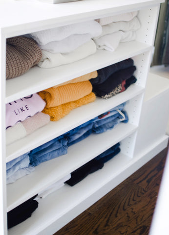 Bella V Boutique How to Organize Your Closet Like A Boutique 