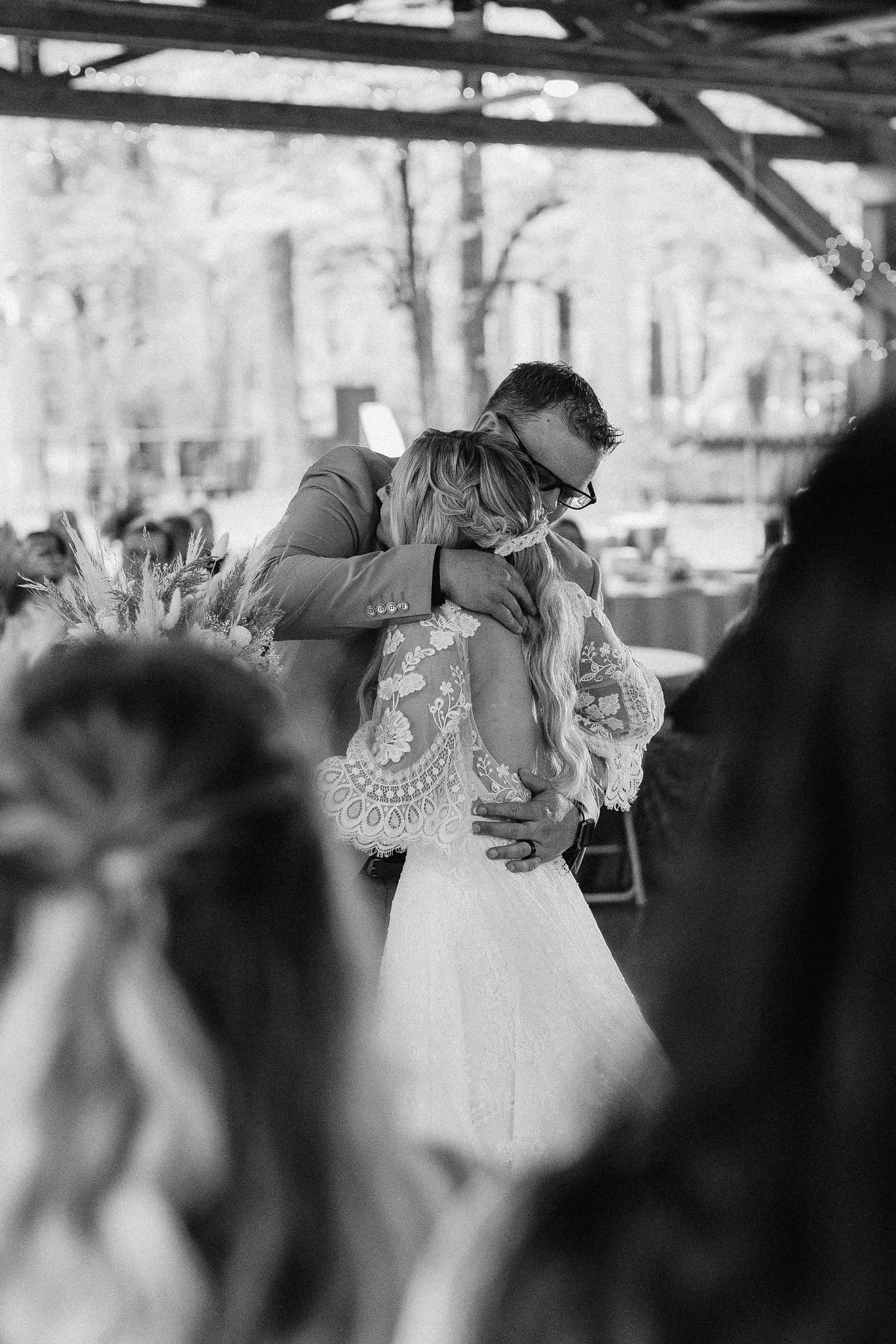 little miss lovely floral design // dried wedding bouquets florals snow hill md wedding florist