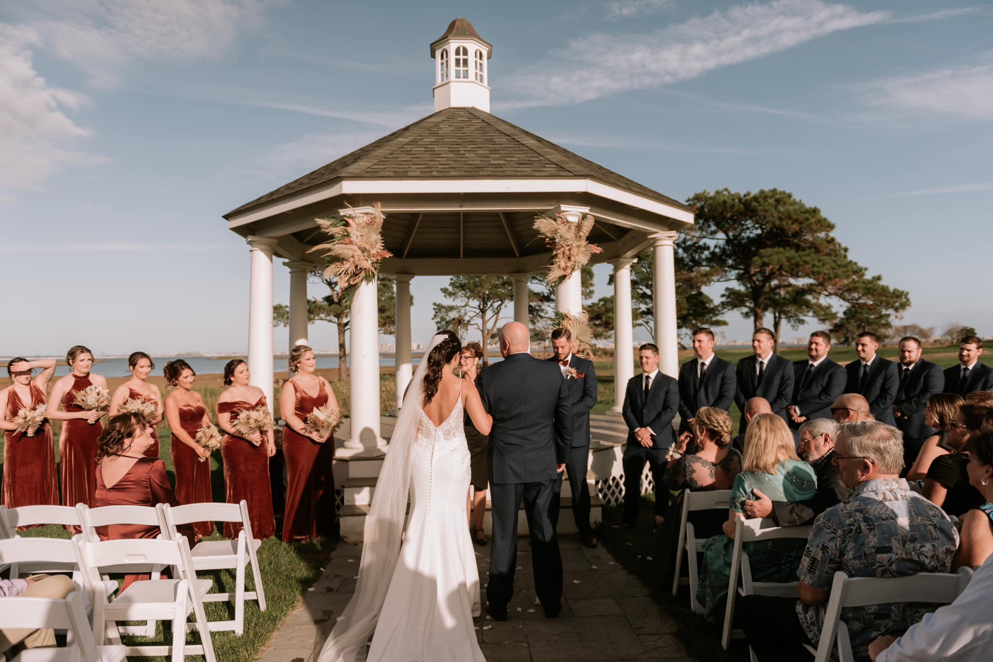 little miss lovely floral design // lighthouse sound wedding in bishopville, md wedding florist