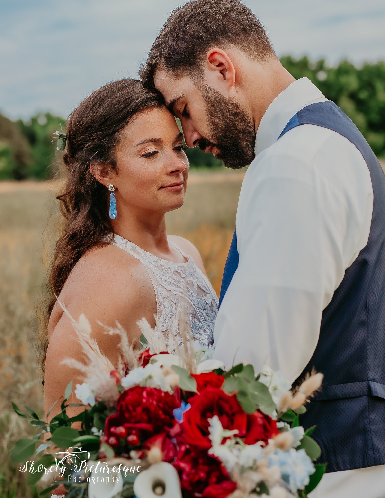 little miss lovely floral design // demar md wedding florist