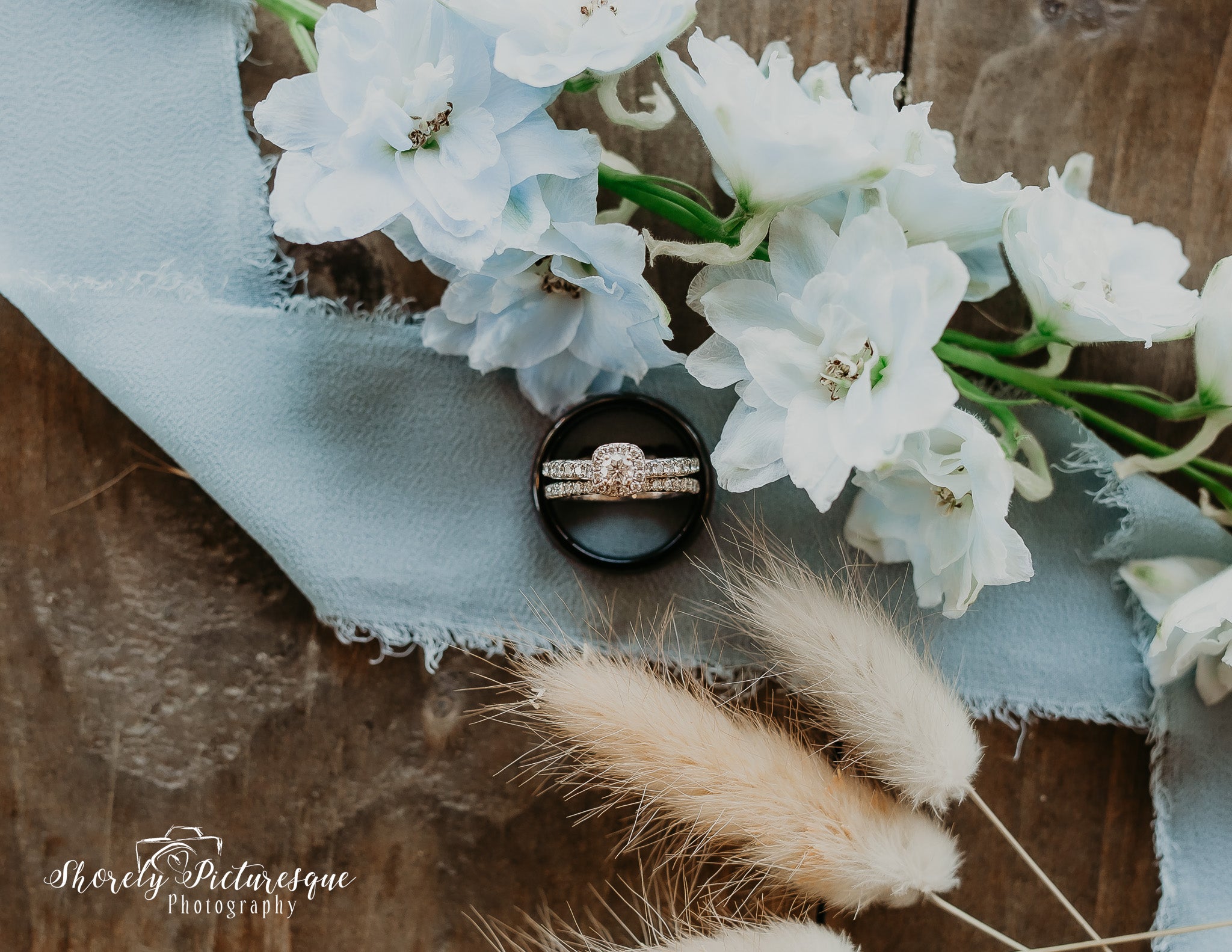 little miss lovely floral design // demar md wedding florist