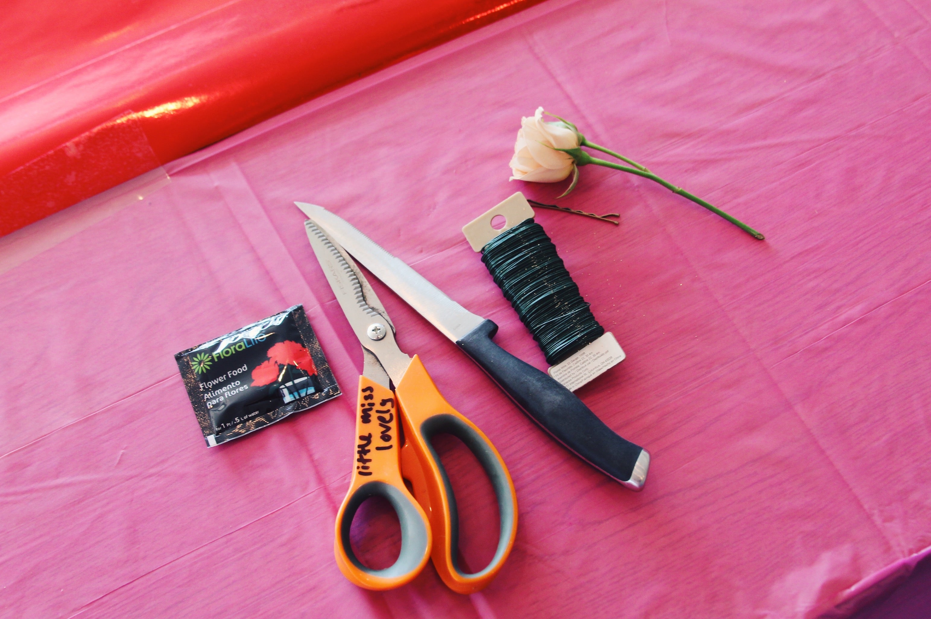 little miss lovely // galentine's day 2020 soiree at bear trap dunes // floral design workshop