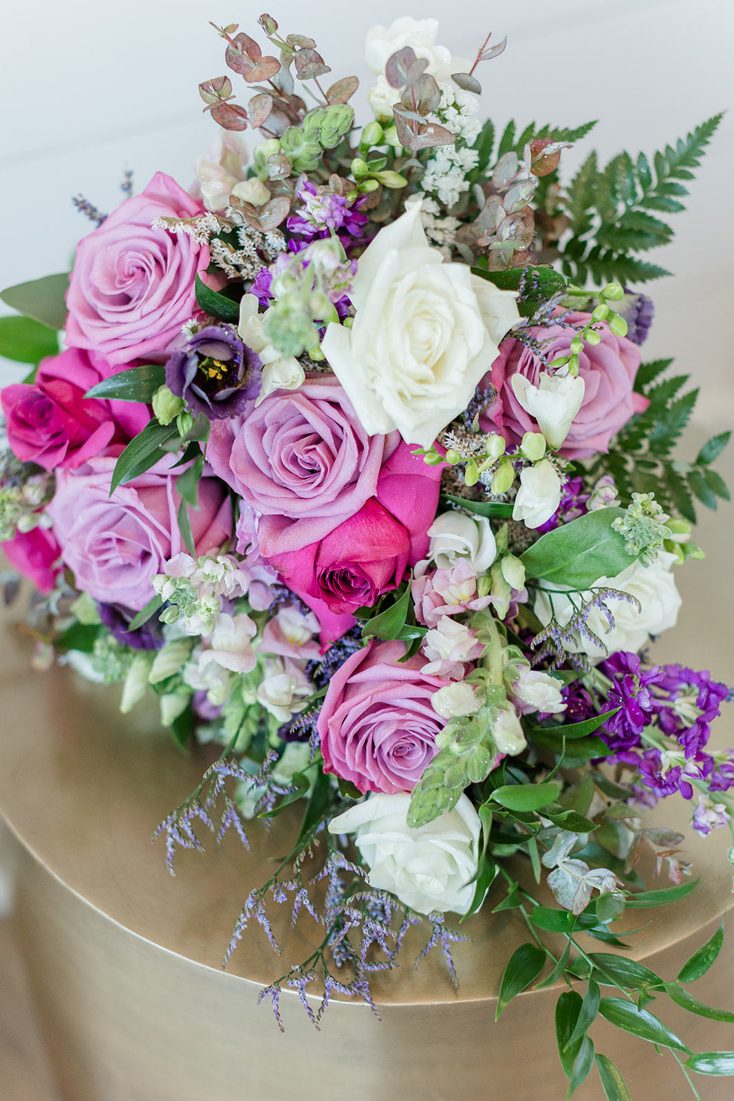 little miss lovely floral design // signatures at bayside selbyville de wedding florist