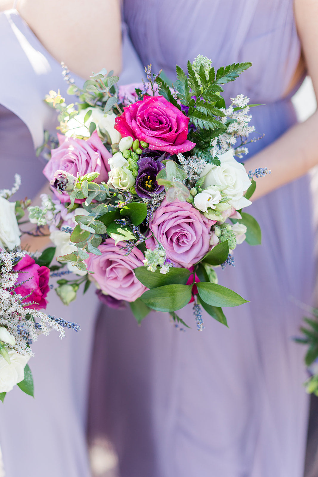 little miss lovely floral design // signatures at bayside selbyville de wedding florist