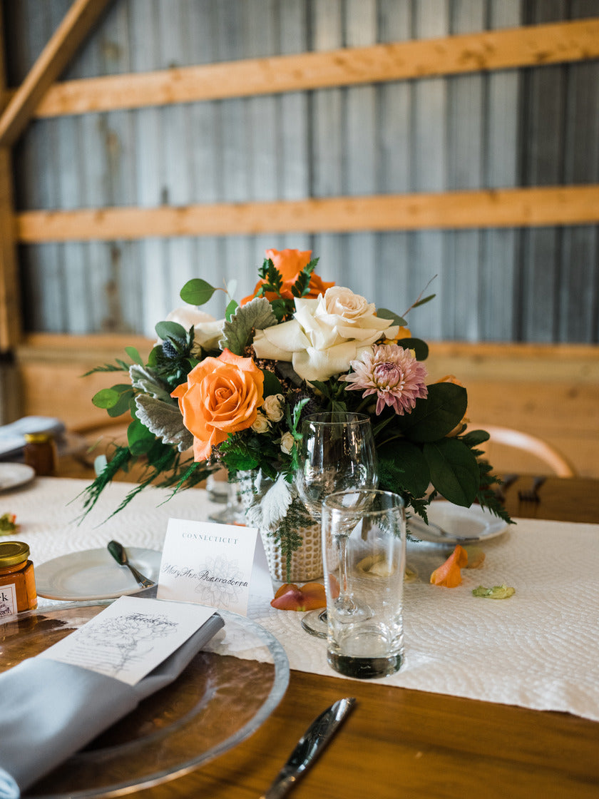 little miss lovely floral design // hopkins heartland lewes rehoboth de wedding florist