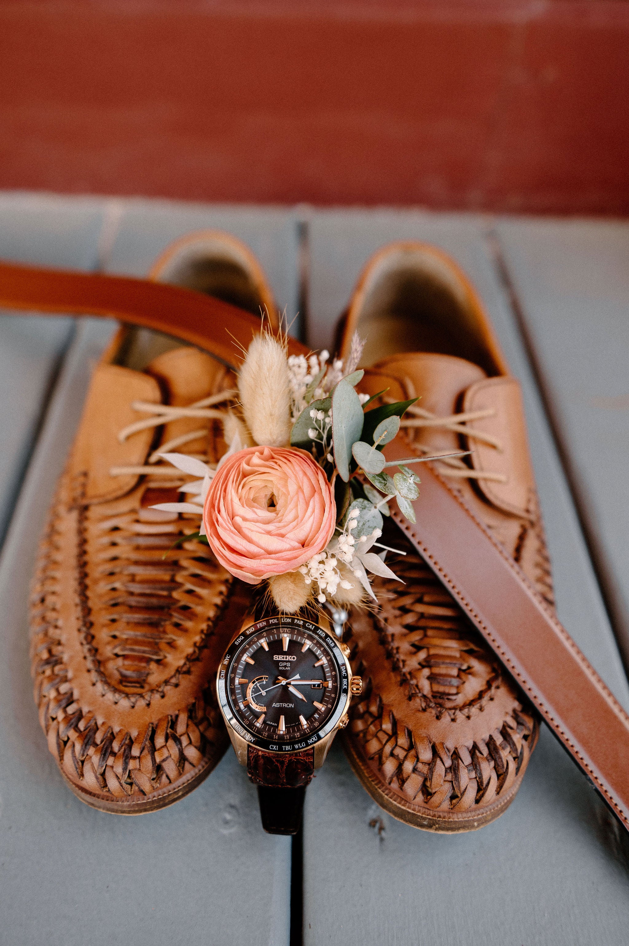 little miss lovely floral design // indian river life saving station wedding // rehoboth beach dewey beach wedding florist